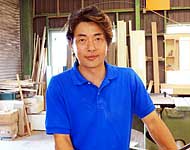 有限会社松本家具製作所　専務取締役　松本伸二